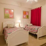 Grandview East By Royal American Beach Getaways