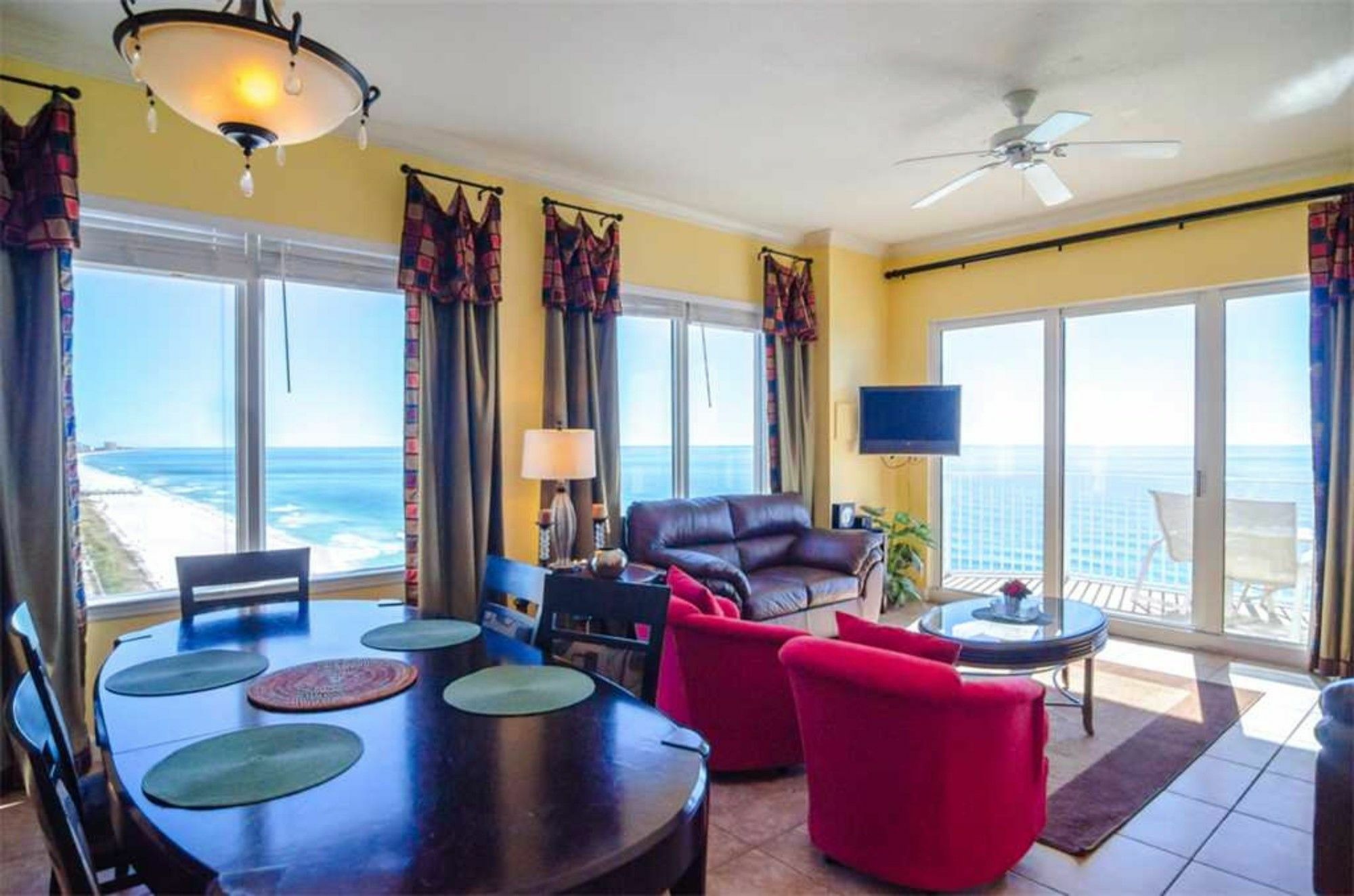 Hotel Grandview East By Royal American Getaways